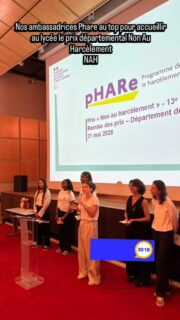 Nos ambassadrices PHARE ont conduit la cérémonie de remise des prix départementaux du concours Non Au Harcèlement,  en présence du directeur académique M. Fulgence et de toute l’équipe du CAAEE. Écoles élémentaires, collèges et lycées du département tous présents pour recevoir leur récompense. Bravo à tous pour la grande qualité des productions qui contribuent à lutter contre toutes les formes de discrimination et de harcèlement ! 💪