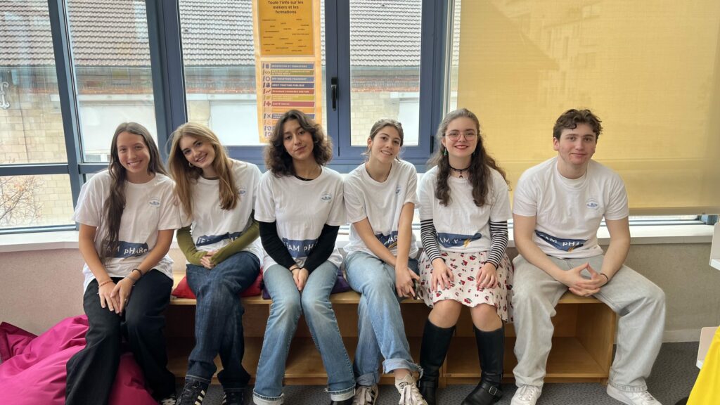 Les Ambassadeurs NAH à la rencontre des collégiens de Levallois